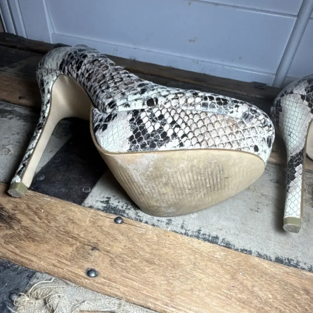 Steve Madden Snake Print Stiletto Pumps Slip On Beige Black Round Toe 7